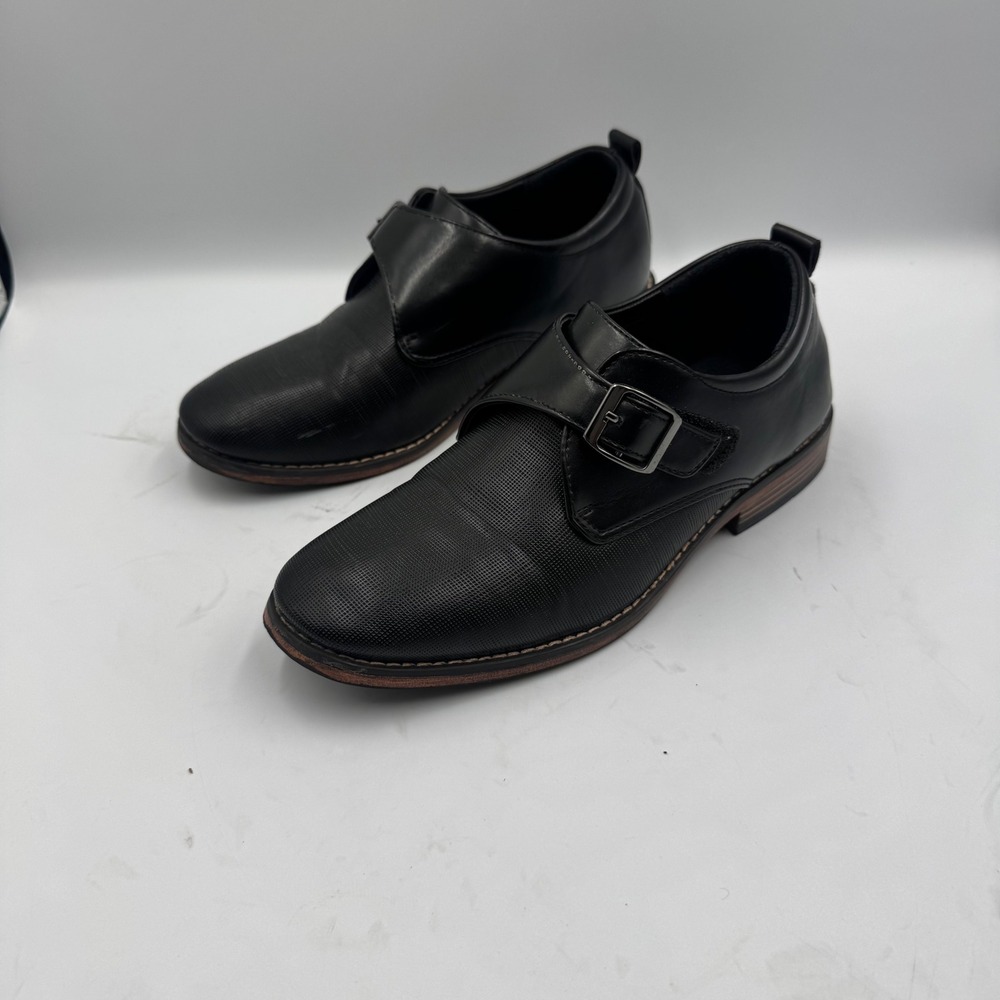 Tahari Frankie Boys Black Monk Strap Dress Shoes Size 5 Micro Patterned Toe